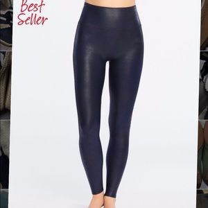 Sara Blakely Spanx leggings